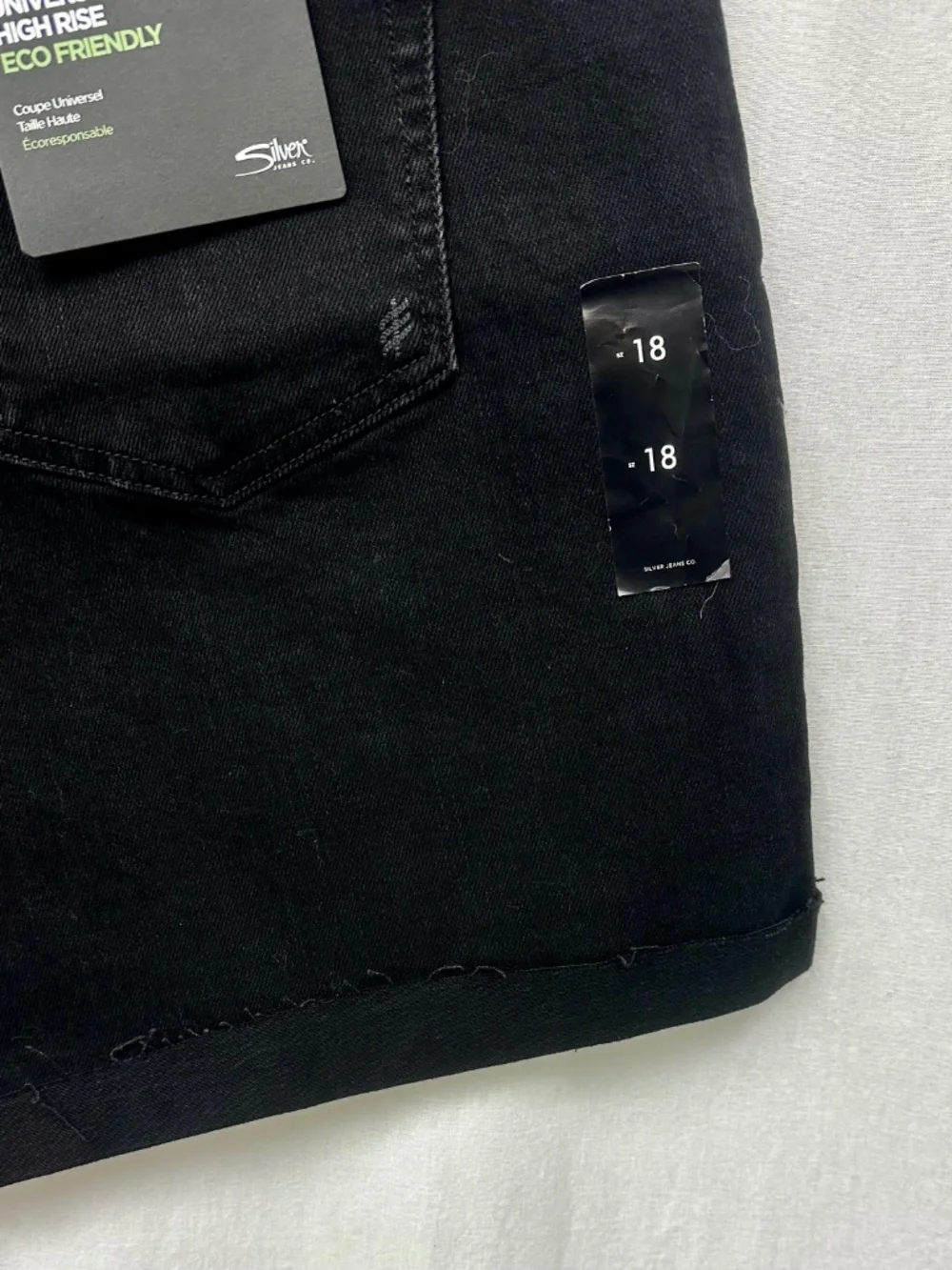 NWT Silver Jeans Sure Thing Long Shorts 18W Black Denim High Rise 7.5